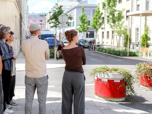 Bild mit Menschen im Supergrätzl
