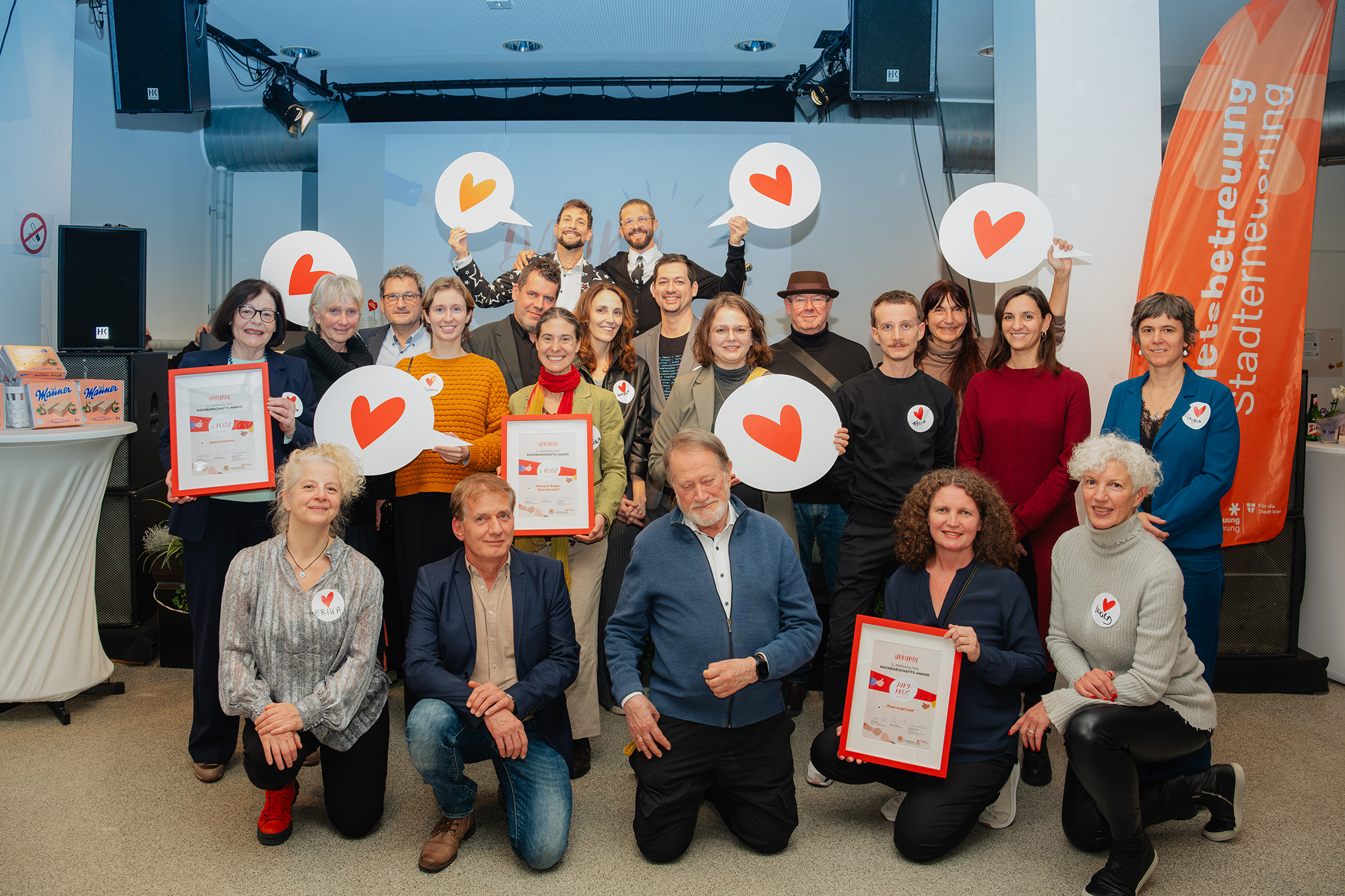 Die Teilnehmerinnen und Teilnehmer am Nachbarschafts-Award (c) Daniel Dutkowski